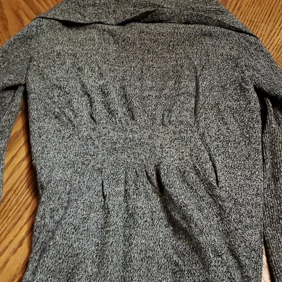Grey cardi - Picture 2 of 2